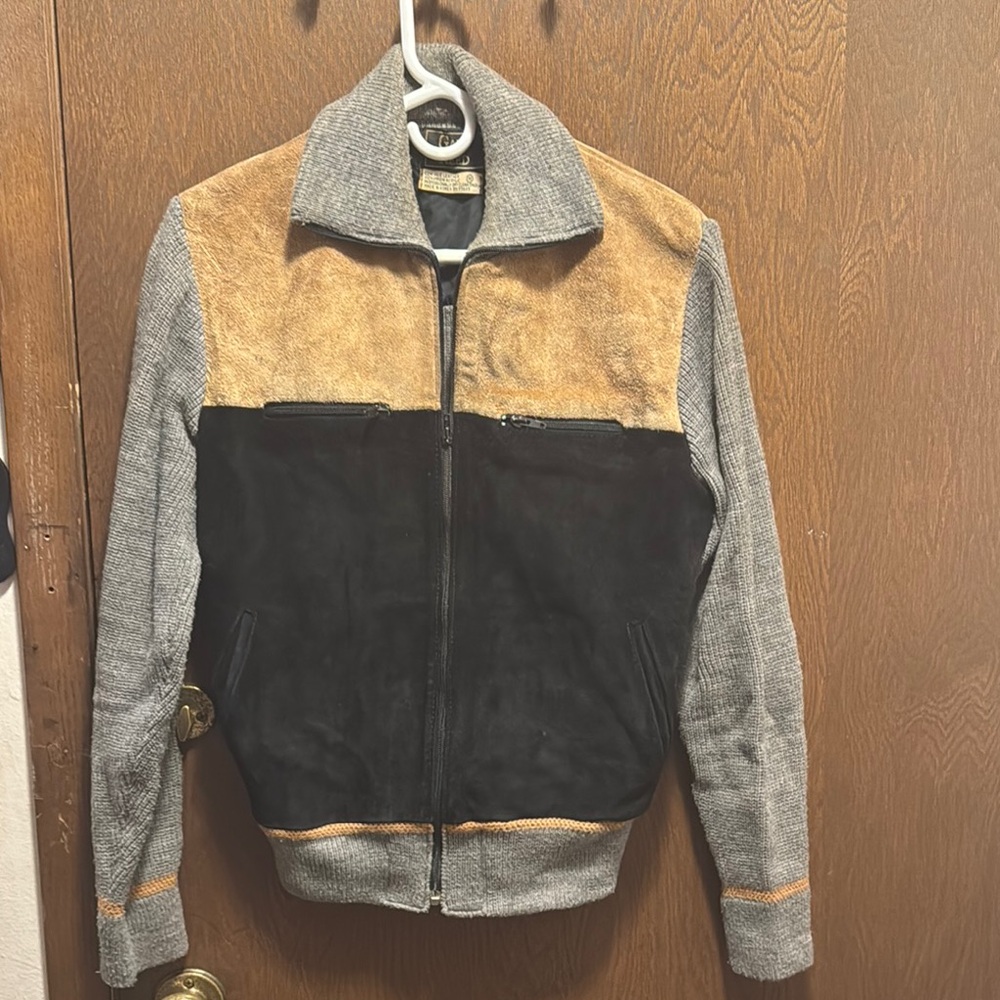 Black and Tan Lightweight Shirt Jacket with Color-Block Design